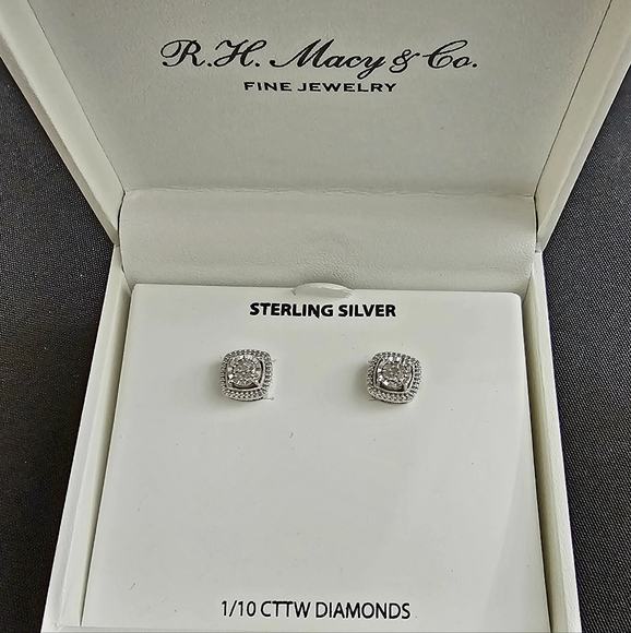 1/10kt Diamond Earrings Sterling Silver Studs - Picture 2 of 2